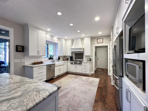 12122 Pebblepointe Pass Carmel IN 46033