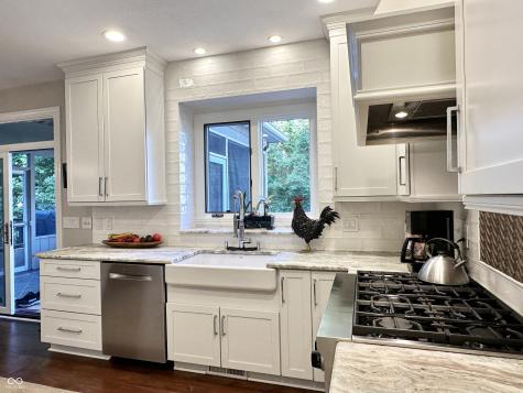 12122 Pebblepointe Pass Carmel IN 46033