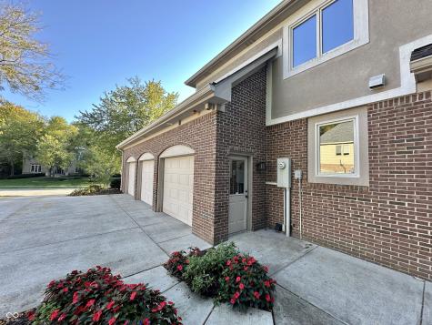 12122 Pebblepointe Pass Carmel IN 46033