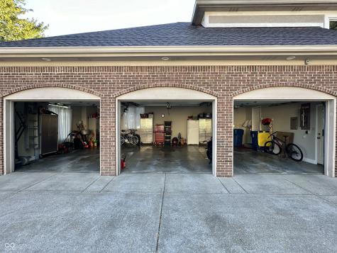 12122 Pebblepointe Pass Carmel IN 46033