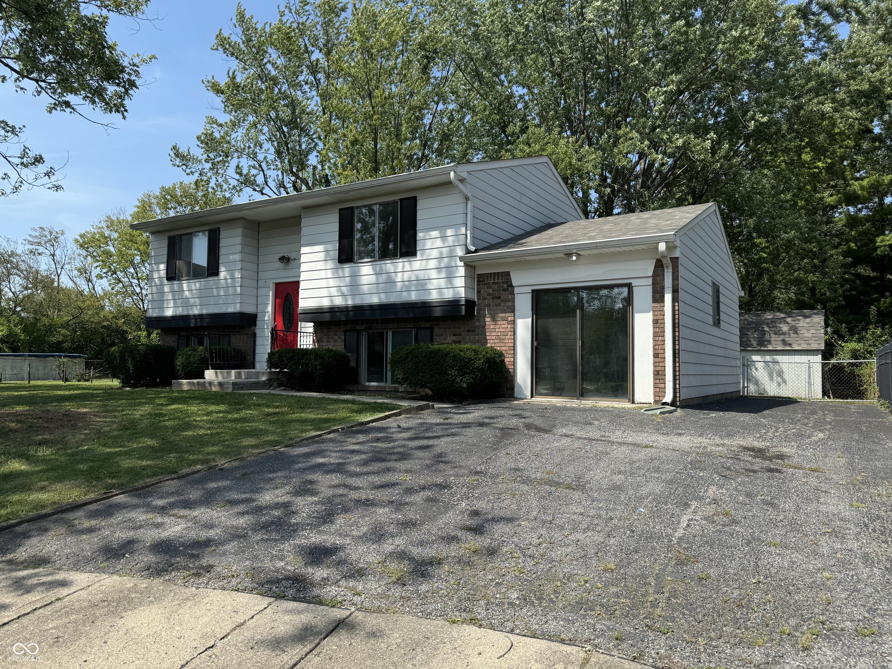 8922 Coronado Court Indianapolis IN 46234