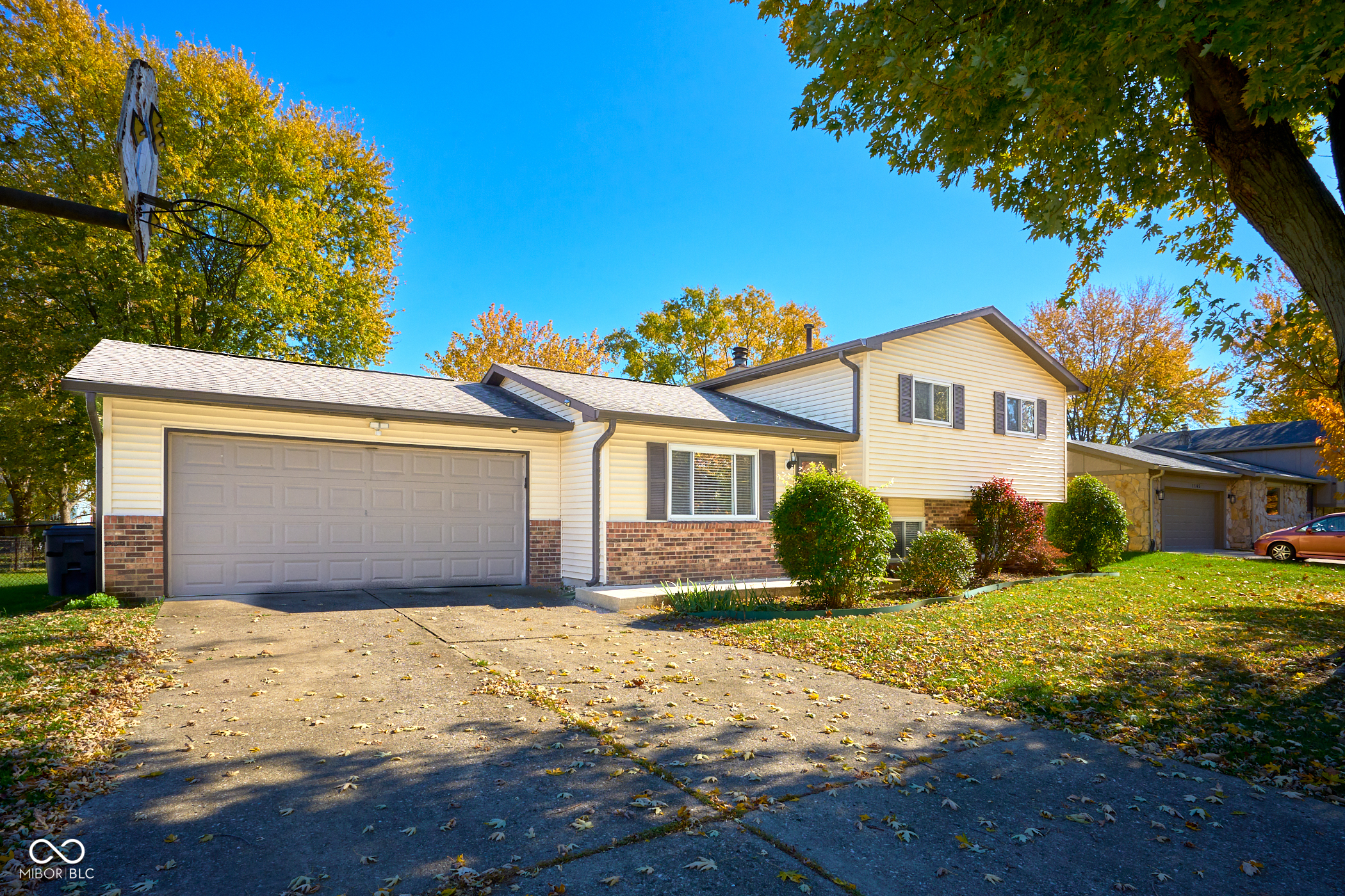 1165 Apple Valley Road Greenwood IN 46142