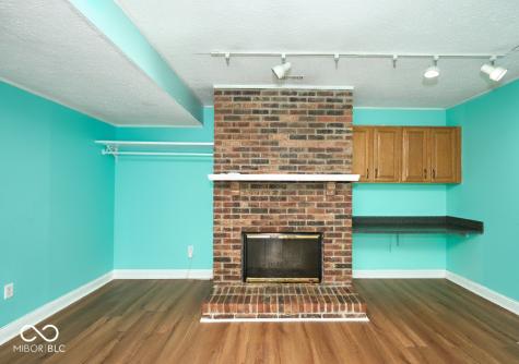 1165 Apple Valley Road Greenwood IN 46142