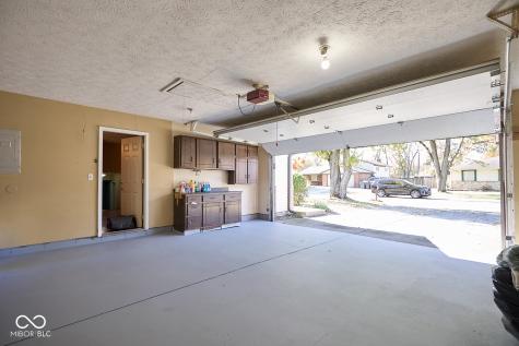 1165 Apple Valley Road Greenwood IN 46142