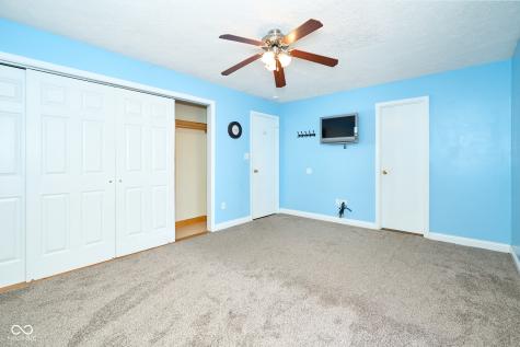 1165 Apple Valley Road Greenwood IN 46142