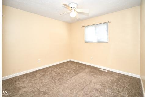 1165 Apple Valley Road Greenwood IN 46142