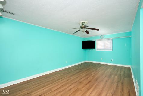 1165 Apple Valley Road Greenwood IN 46142