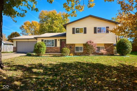 1165 Apple Valley Road Greenwood IN 46142