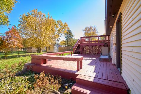 1165 Apple Valley Road Greenwood IN 46142
