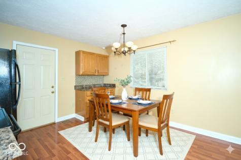 1165 Apple Valley Road Greenwood IN 46142