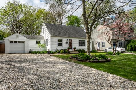 2013 E 65th Street Indianapolis IN 46220