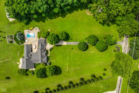 15505 Little Eagle Creek Avenue Zionsville IN 46077