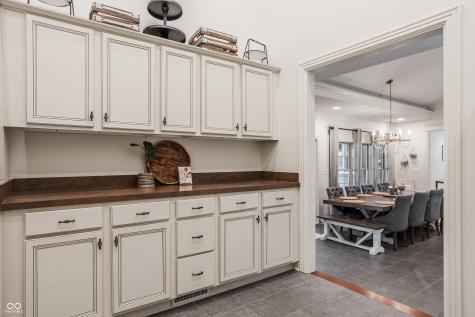 15505 Little Eagle Creek Avenue Zionsville IN 46077