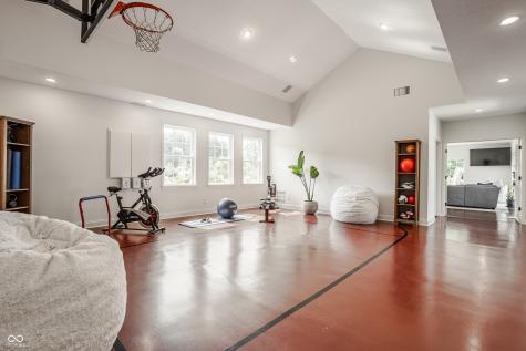15505 Little Eagle Creek Avenue Zionsville IN 46077