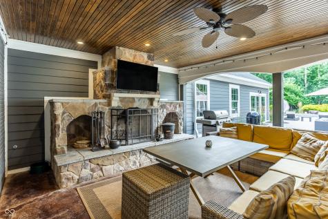 15505 Little Eagle Creek Avenue Zionsville IN 46077