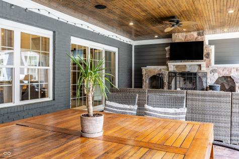 15505 Little Eagle Creek Avenue Zionsville IN 46077