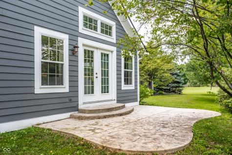 15505 Little Eagle Creek Avenue Zionsville IN 46077