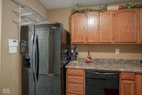 3693 Dayflower Way Indianapolis IN 46235