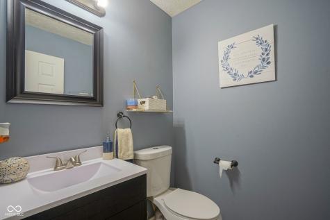 3693 Dayflower Way Indianapolis IN 46235