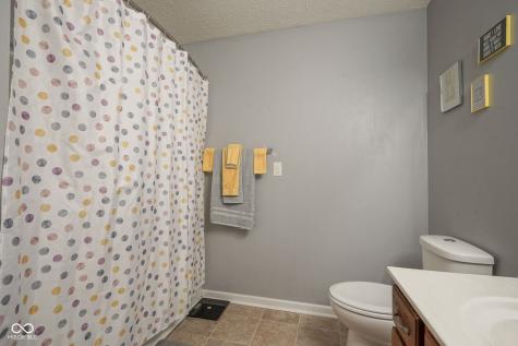 3693 Dayflower Way Indianapolis IN 46235