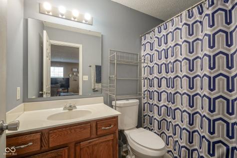 3693 Dayflower Way Indianapolis IN 46235