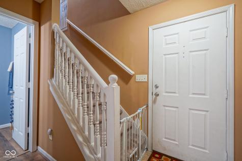 3693 Dayflower Way Indianapolis IN 46235
