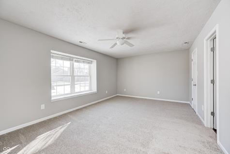 2102 Yosemite Drive Lebanon IN 46052