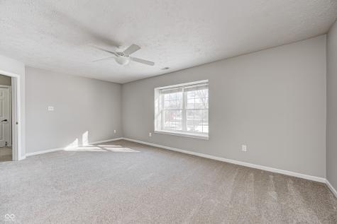 2102 Yosemite Drive Lebanon IN 46052