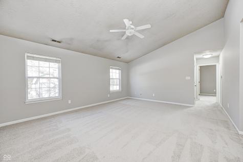 2102 Yosemite Drive Lebanon IN 46052