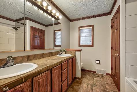 9641 Hamilton Hills Drive Fishers IN 46038