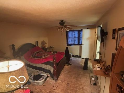 8527 Zephyr Drive Indianapolis IN 46217
