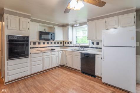 6524 Doris Drive Indianapolis IN 46214