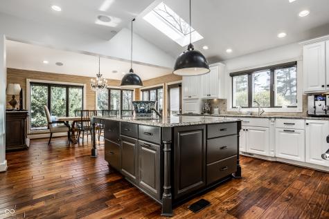 10605 Winterwood Carmel IN 46032