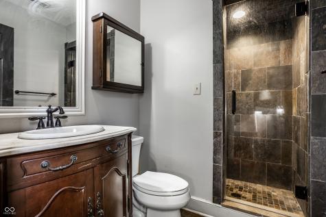 10605 Winterwood Carmel IN 46032