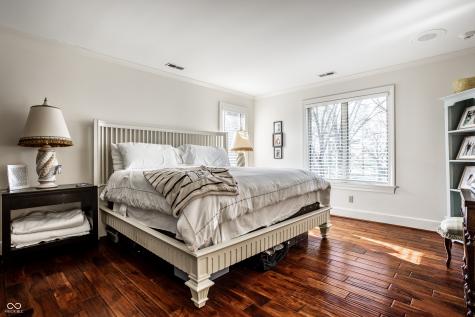 10605 Winterwood Carmel IN 46032