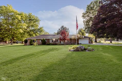 2504 NW Raintree Drive New Castle IN 47362