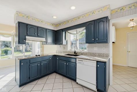 2504 NW Raintree Drive New Castle IN 47362