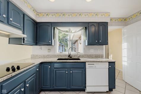 2504 NW Raintree Drive New Castle IN 47362