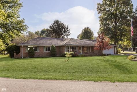 2504 NW Raintree Drive New Castle IN 47362