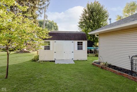 2504 NW Raintree Drive New Castle IN 47362