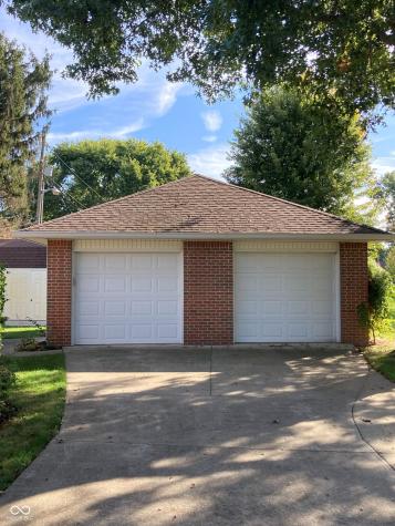2504 NW Raintree Drive New Castle IN 47362