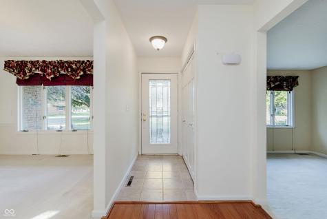 2504 NW Raintree Drive New Castle IN 47362