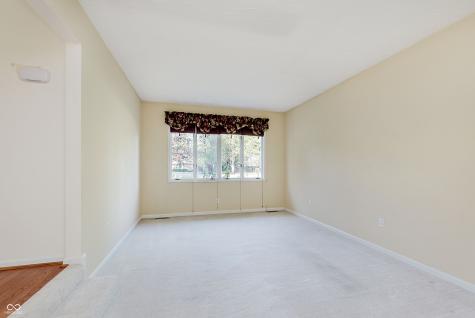 2504 NW Raintree Drive New Castle IN 47362