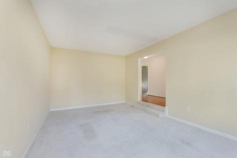 2504 NW Raintree Drive New Castle IN 47362