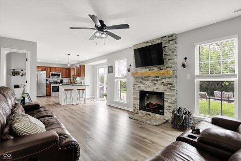 5595 Auburndale Drive Bargersville IN 46106