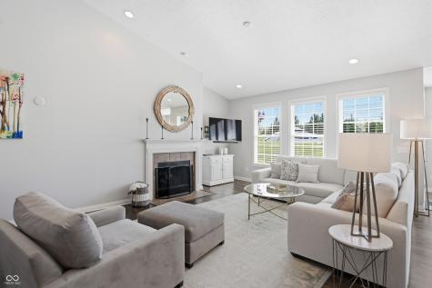 15486 Mission Hills Drive Carmel IN 46033