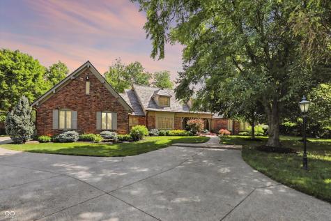 8661 Williamshire W Drive Indianapolis IN 46260