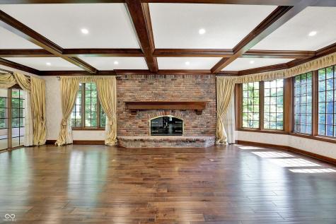 8661 Williamshire W Drive Indianapolis IN 46260
