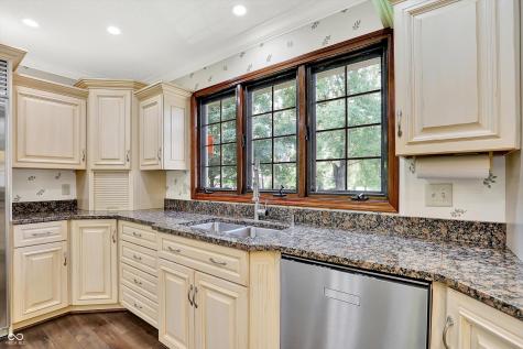8661 Williamshire W Drive Indianapolis IN 46260