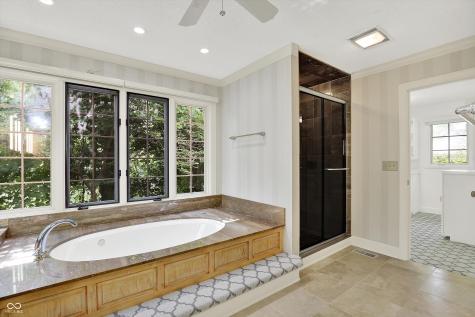 8661 Williamshire W Drive Indianapolis IN 46260